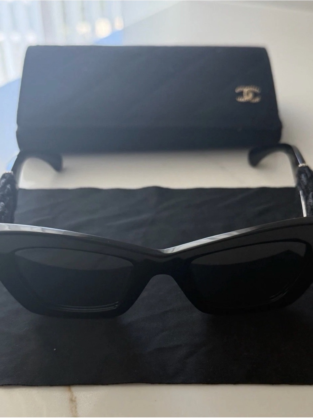 CHANEL Black Cat-Eye Tweed Sunglasses with Gold CC - Picture 3 of 7